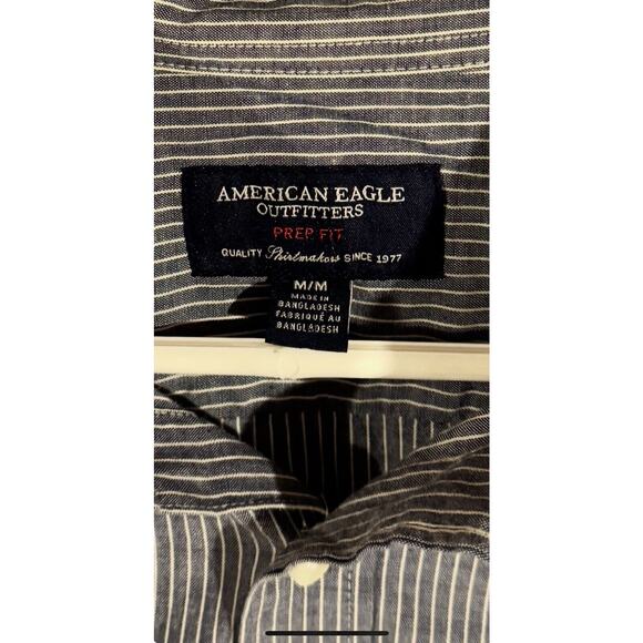American Eagle Button Down Shirt Men Size Medium Pinstripe Preppy Academia 2010s - Picture 6 of 9